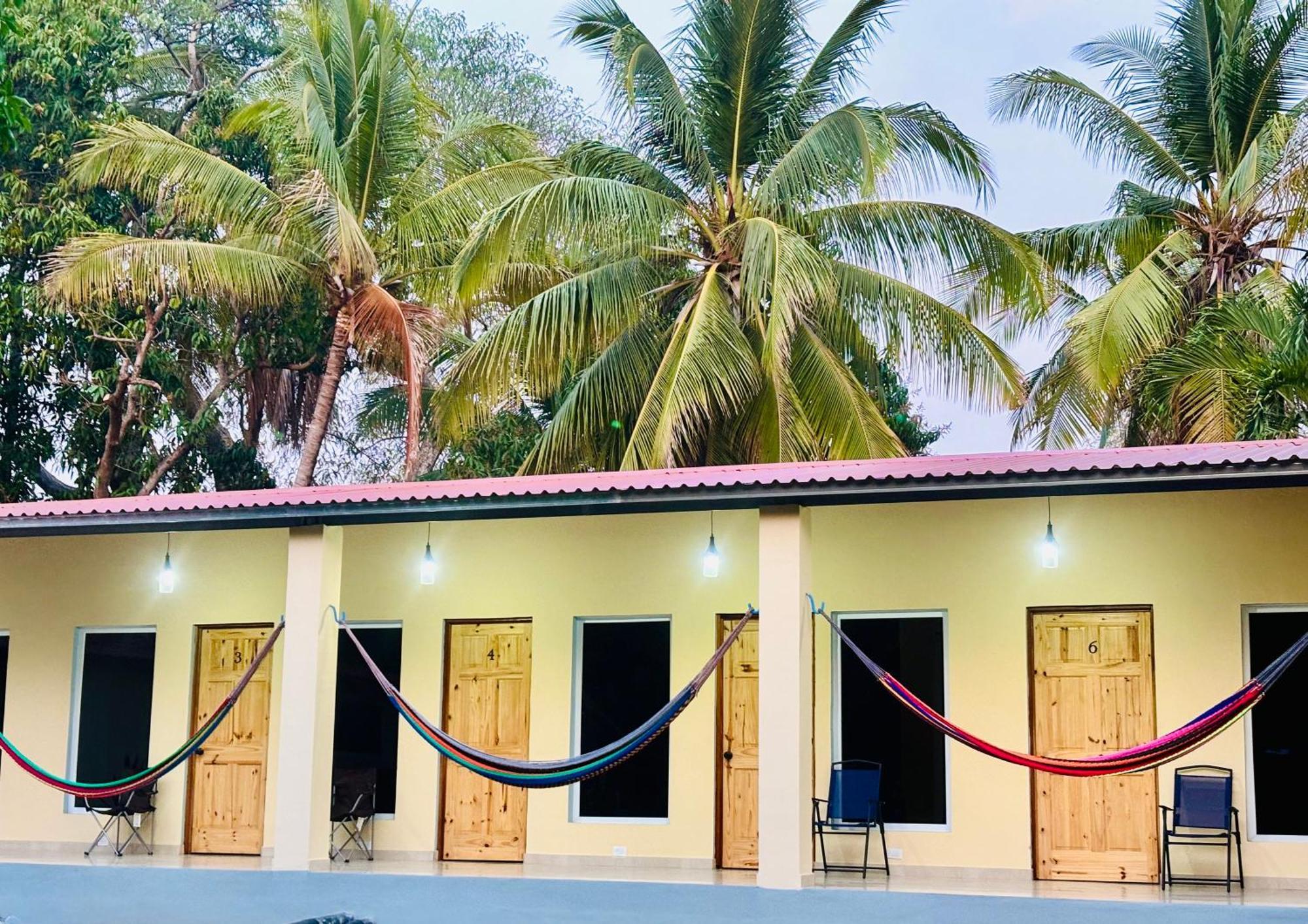 Hostal Camila'S Tamanique Exteriér fotografie